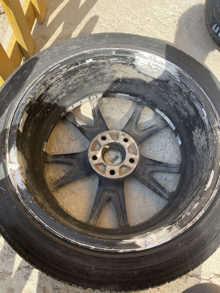 Продам диски с резинами R18