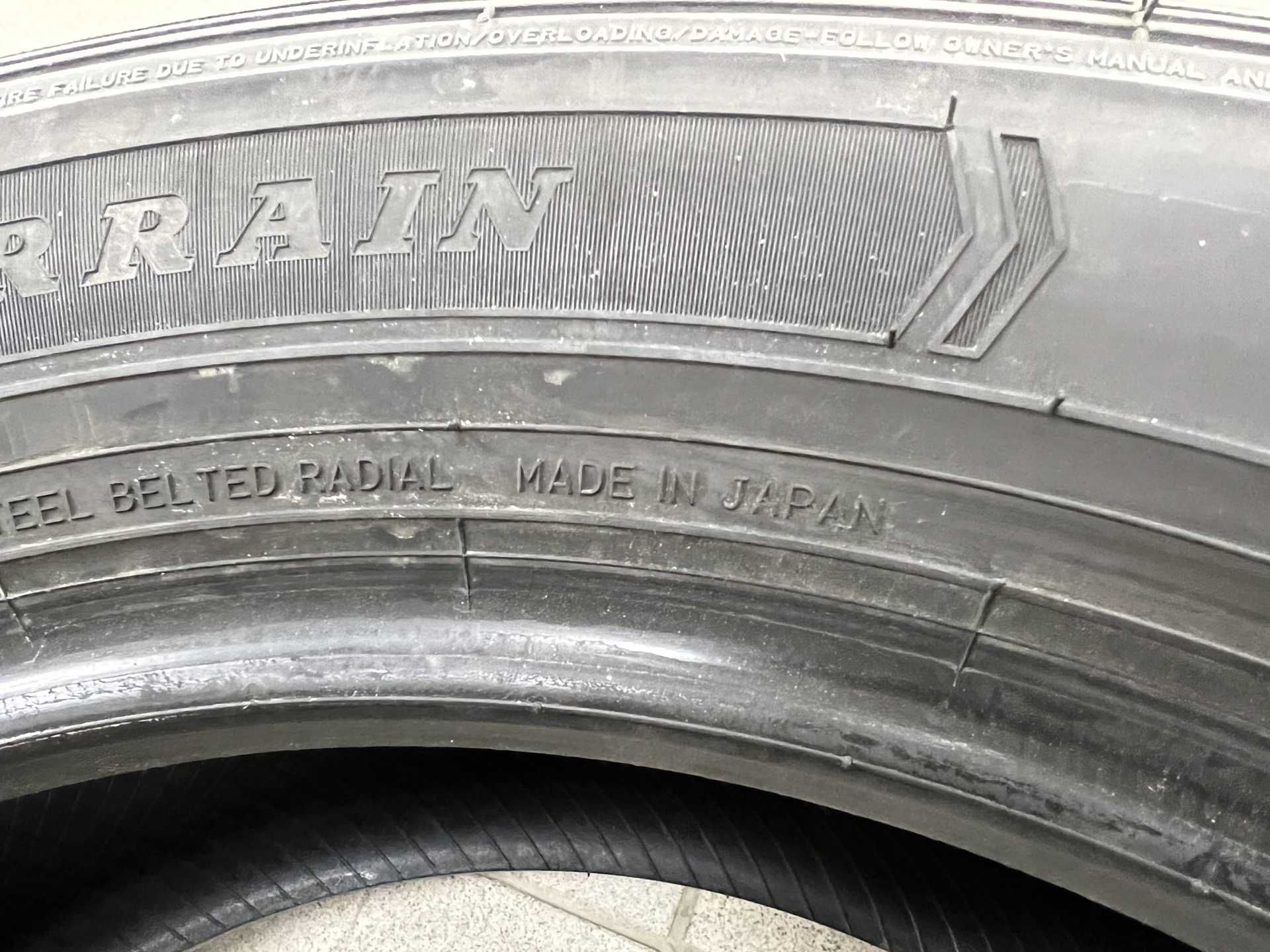 Продам японскую резину Dunlop Grandtrek AT30 265/55/19, почти новая