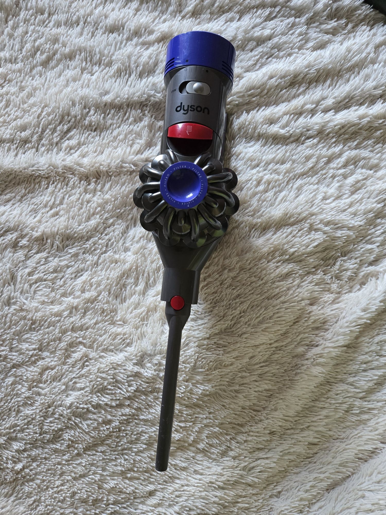 Пылесос Dyson animal extra v7