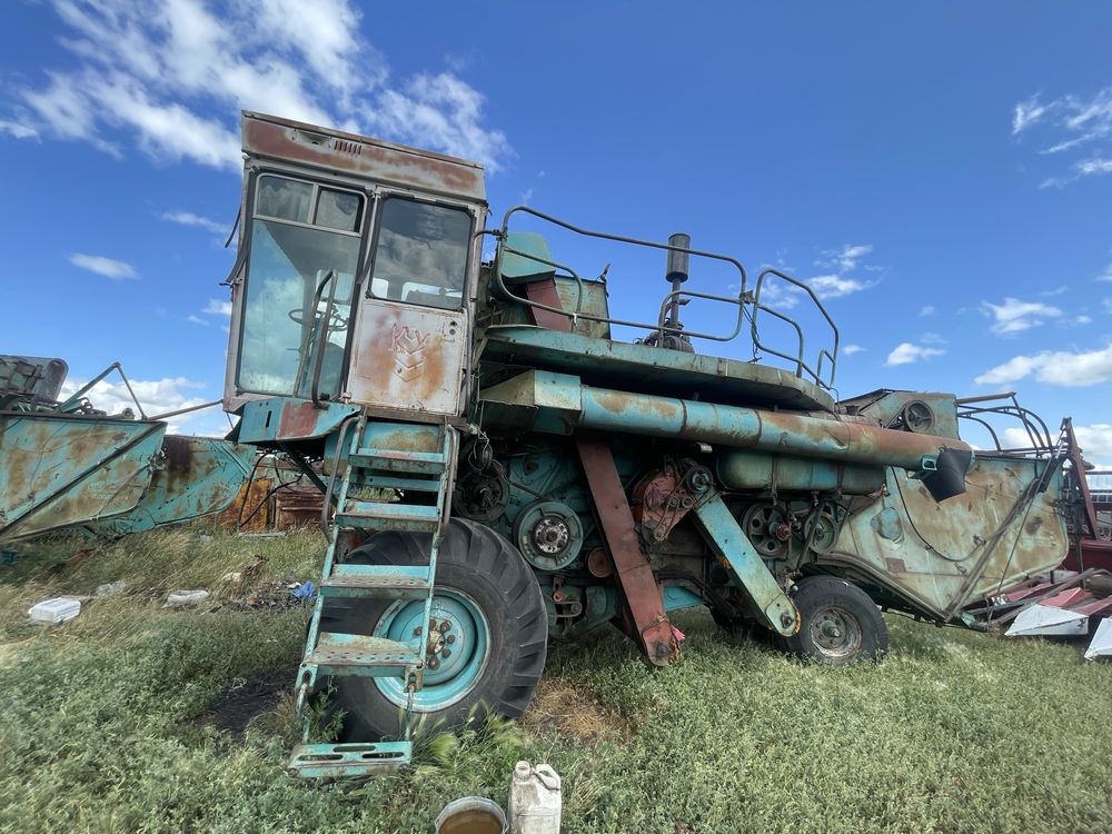 Продам комбайн Енесей 1200
