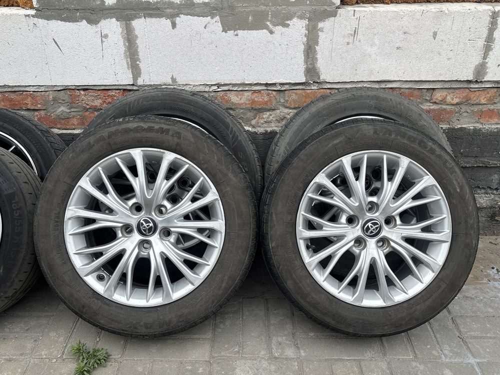 Продам диски от Camry 70 с летней резиной  5.114.3 Р16