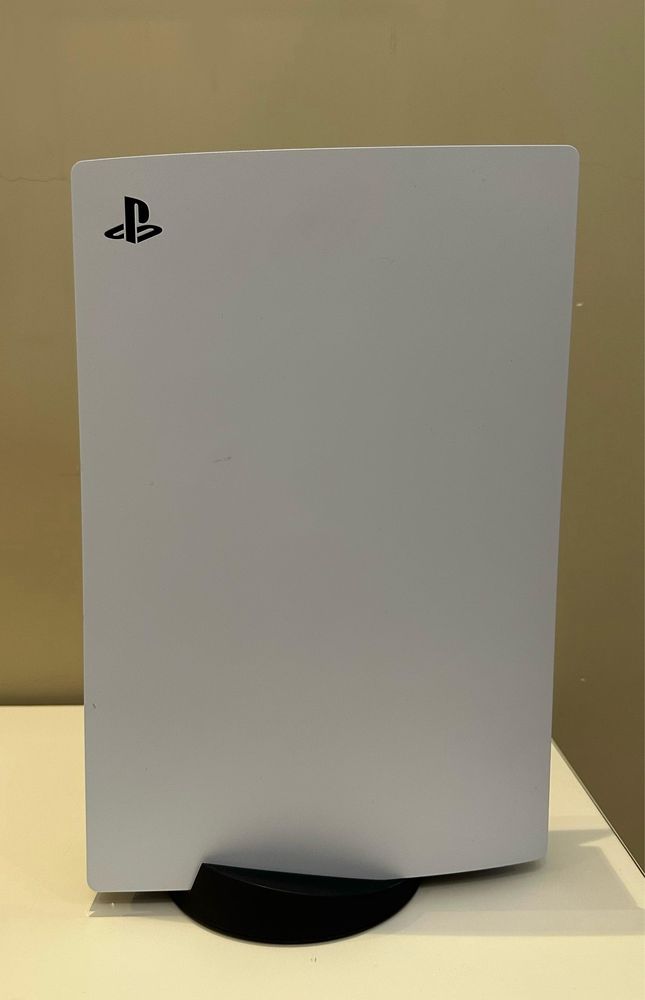 Playstation 5 в отличном сосотоянии