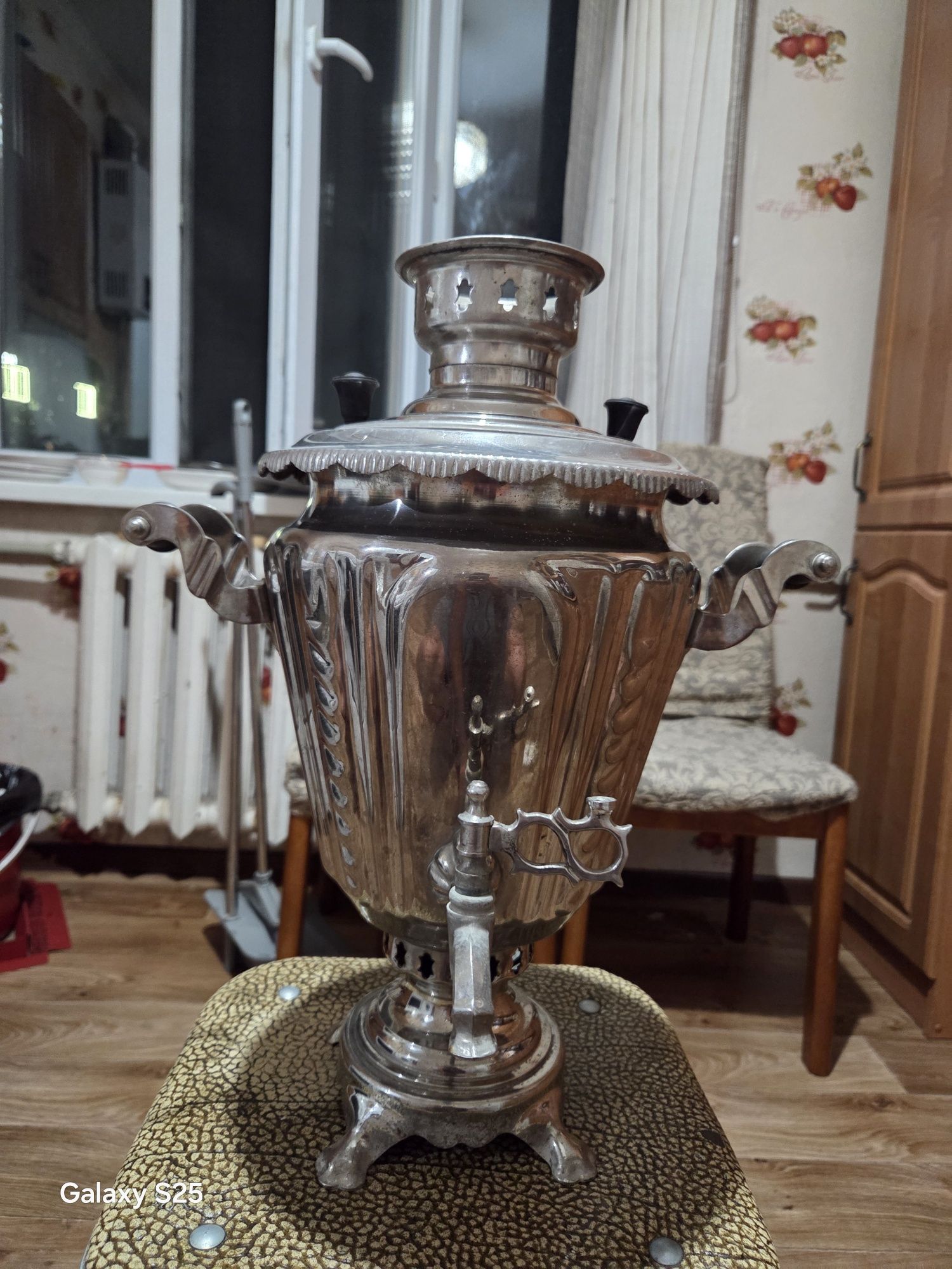 Самавар бу латунь