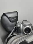 Продам нерабочий фотоаппарат FujiFilm
