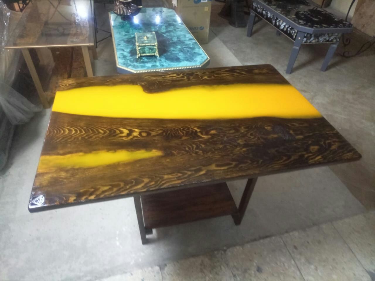 Смолы,силиконы,компоненты