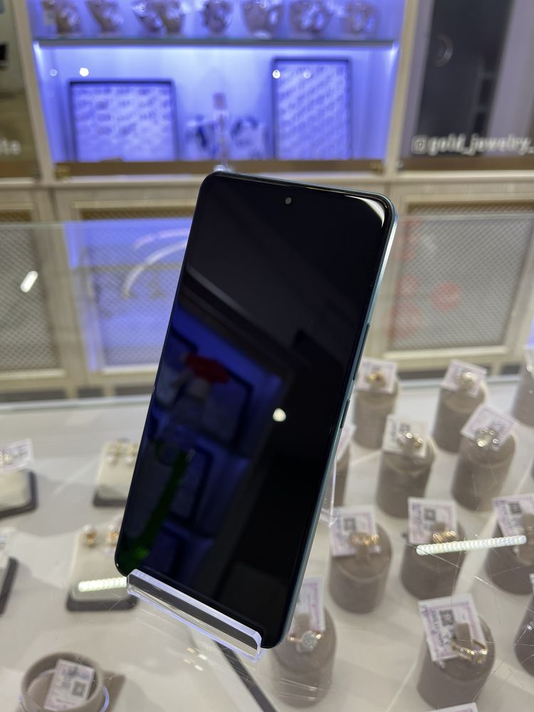 Смартфон Vivo V27e 128gb