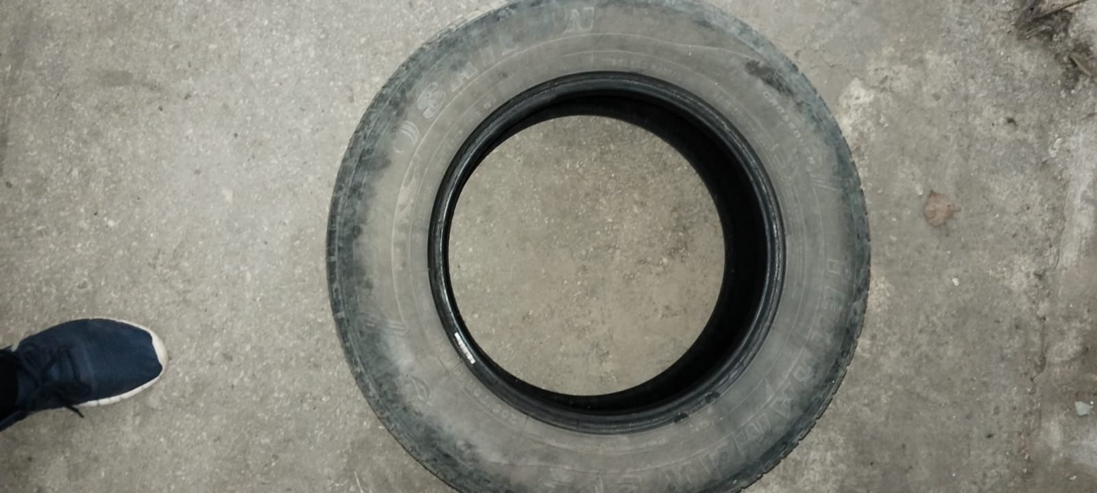 Продам шины 205/70/15