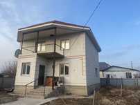 Красивый частный дом