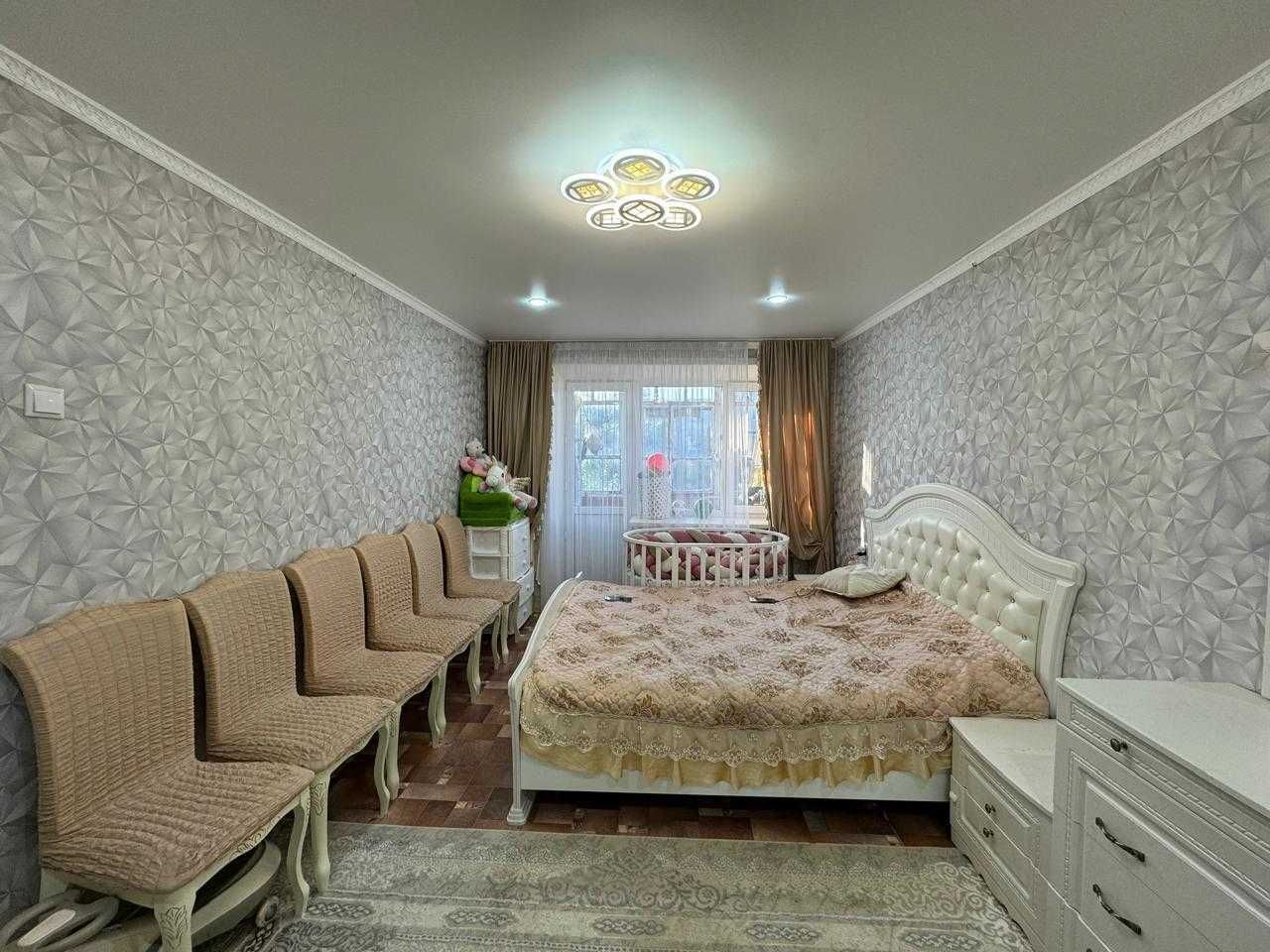 S  Продам 5-ти ком по Мира 3/5 этаж, не угловая
