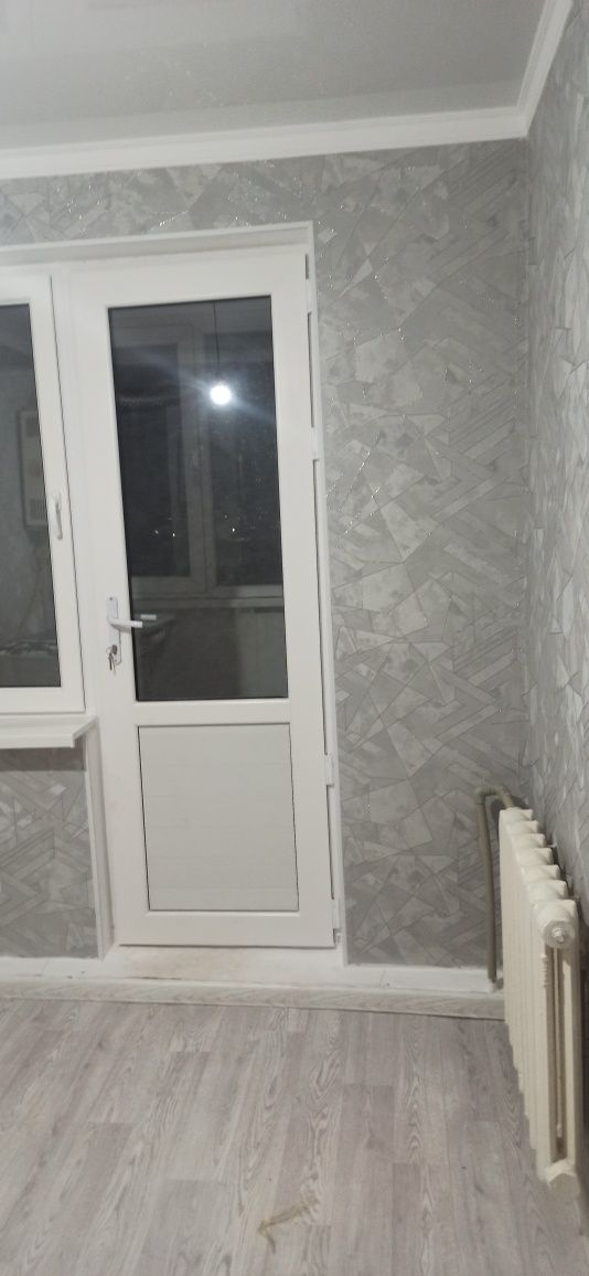 Продам 2-комнатны квартиру в микраион вастоке после капиталного ремонт
