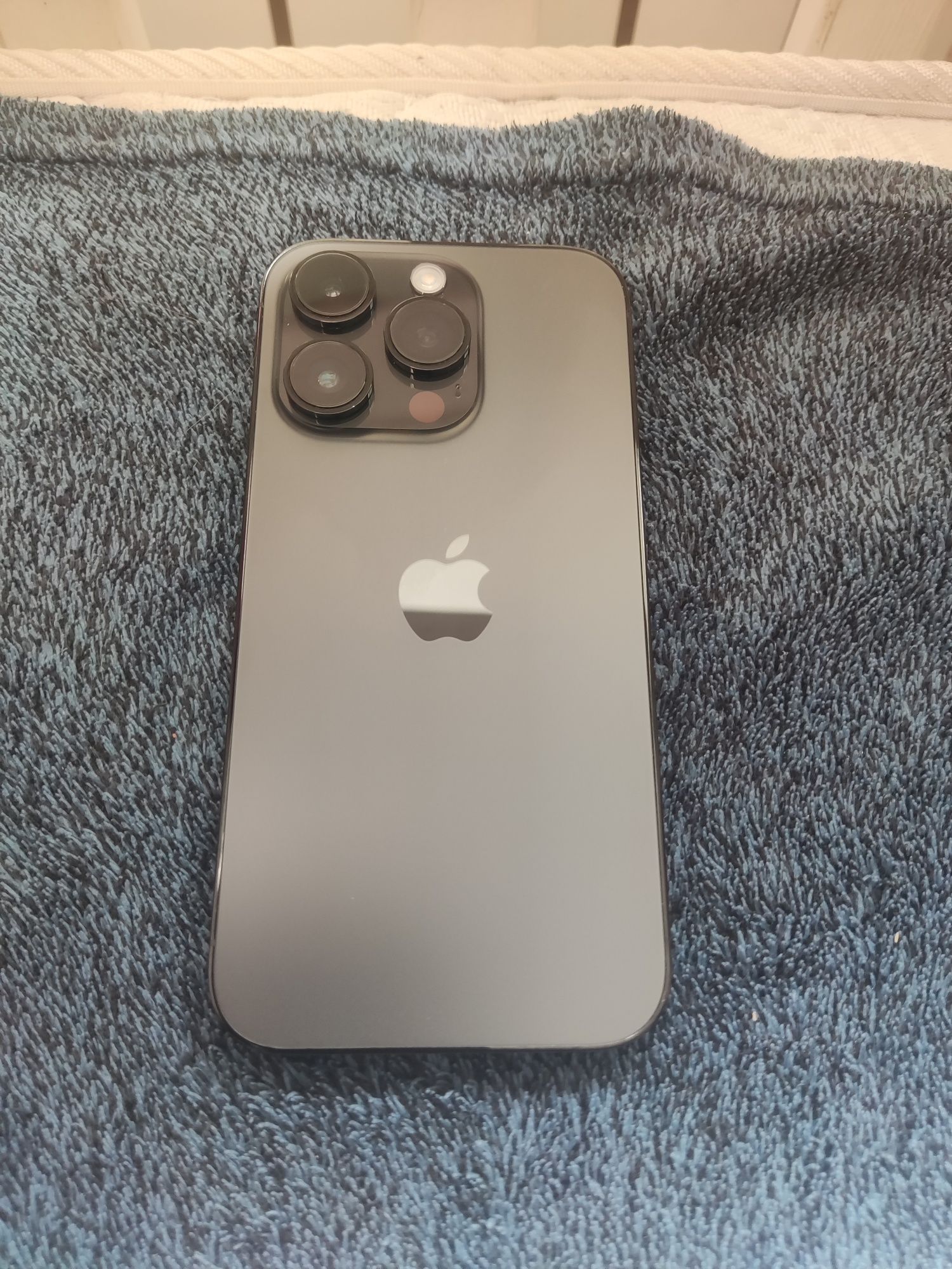 Iphone 14pro 128 хорошее состояние