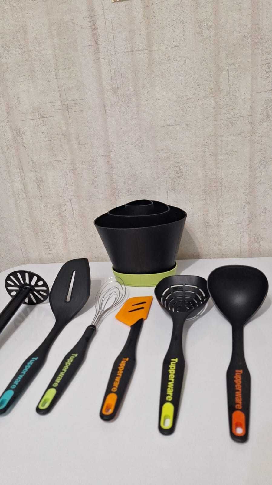 Tupperware продам набор поварешек