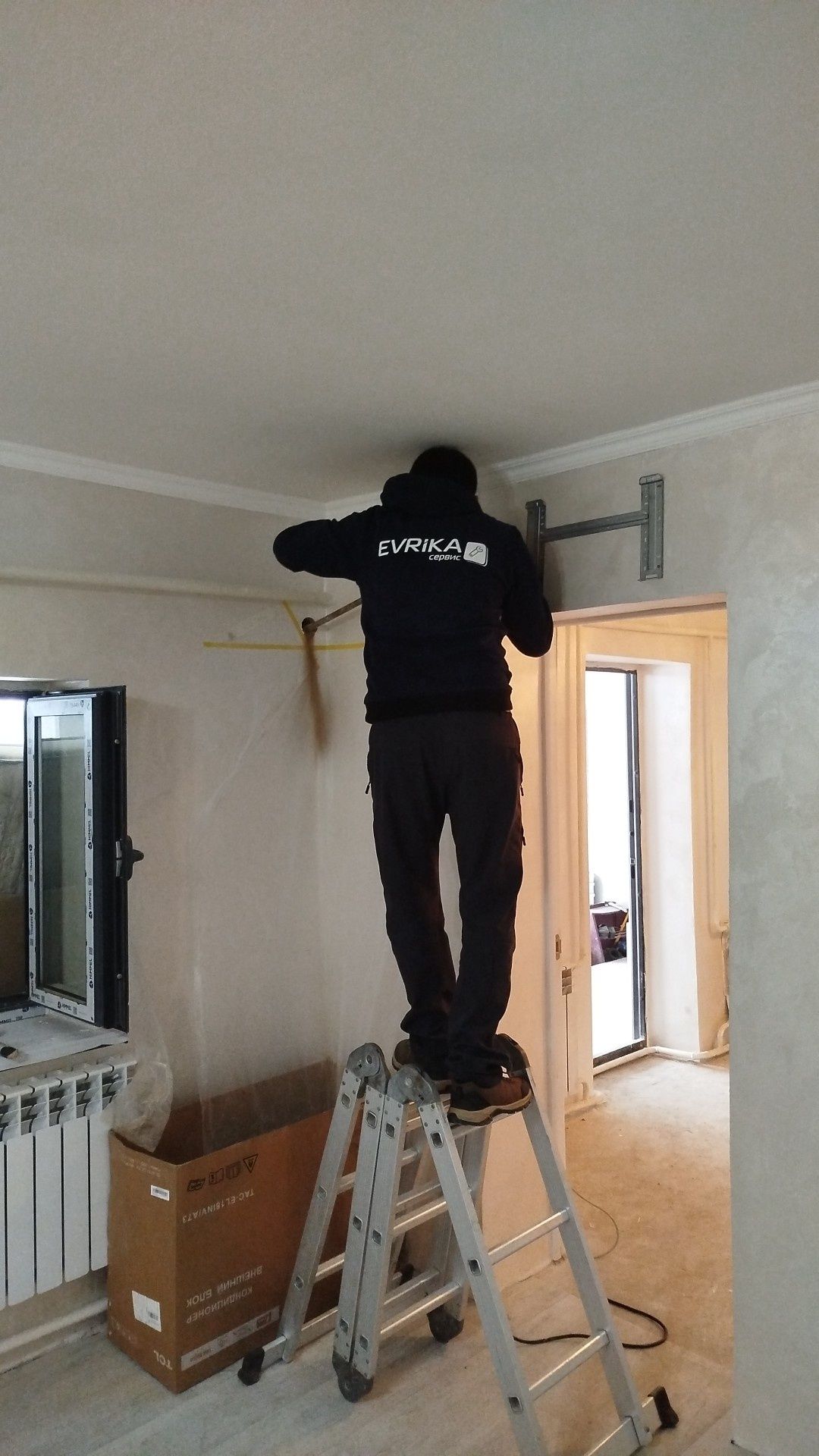 Установка кондиционеров без пыли и грязи пылесосом