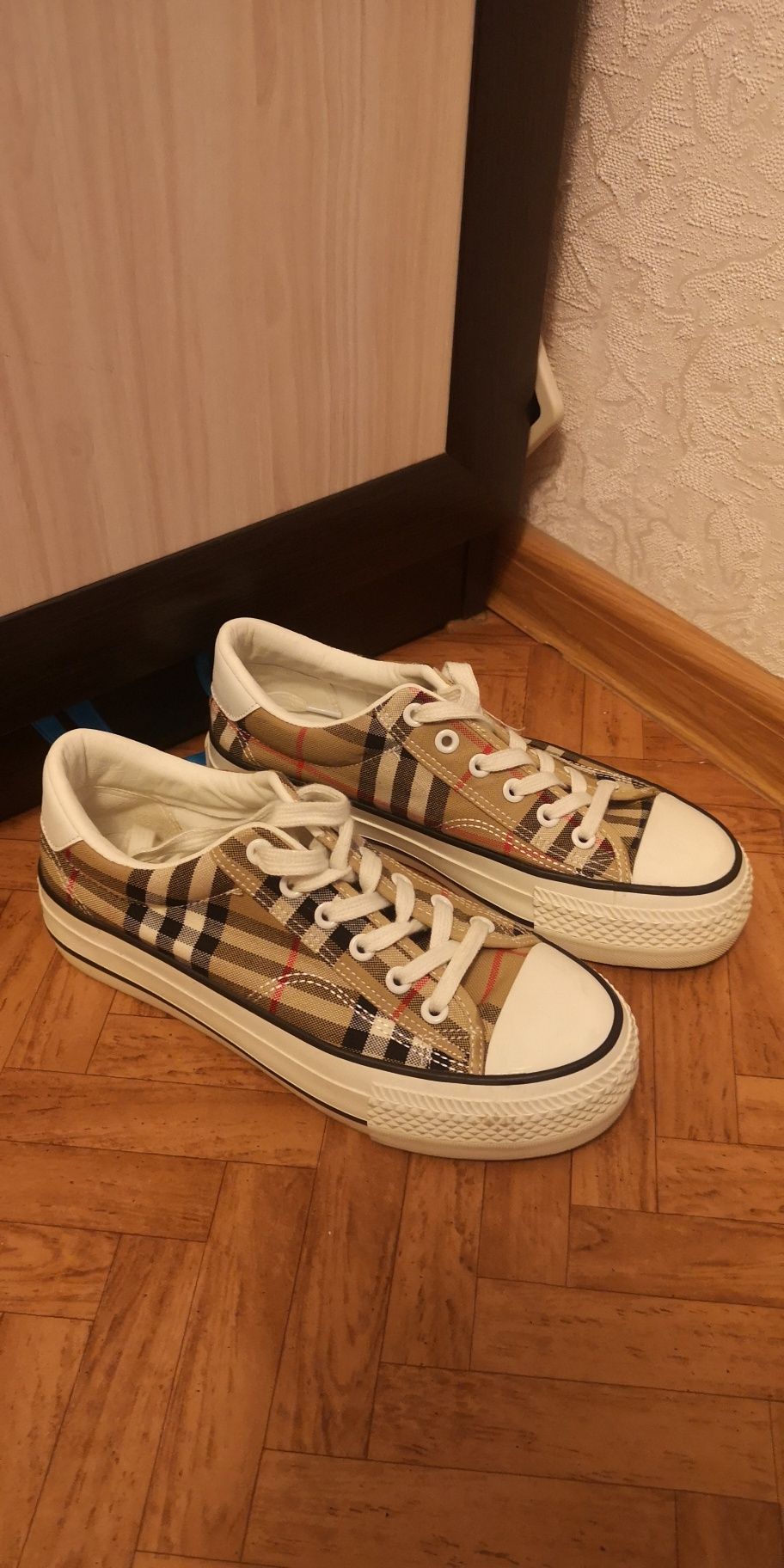 Продам кеды р 38 женские