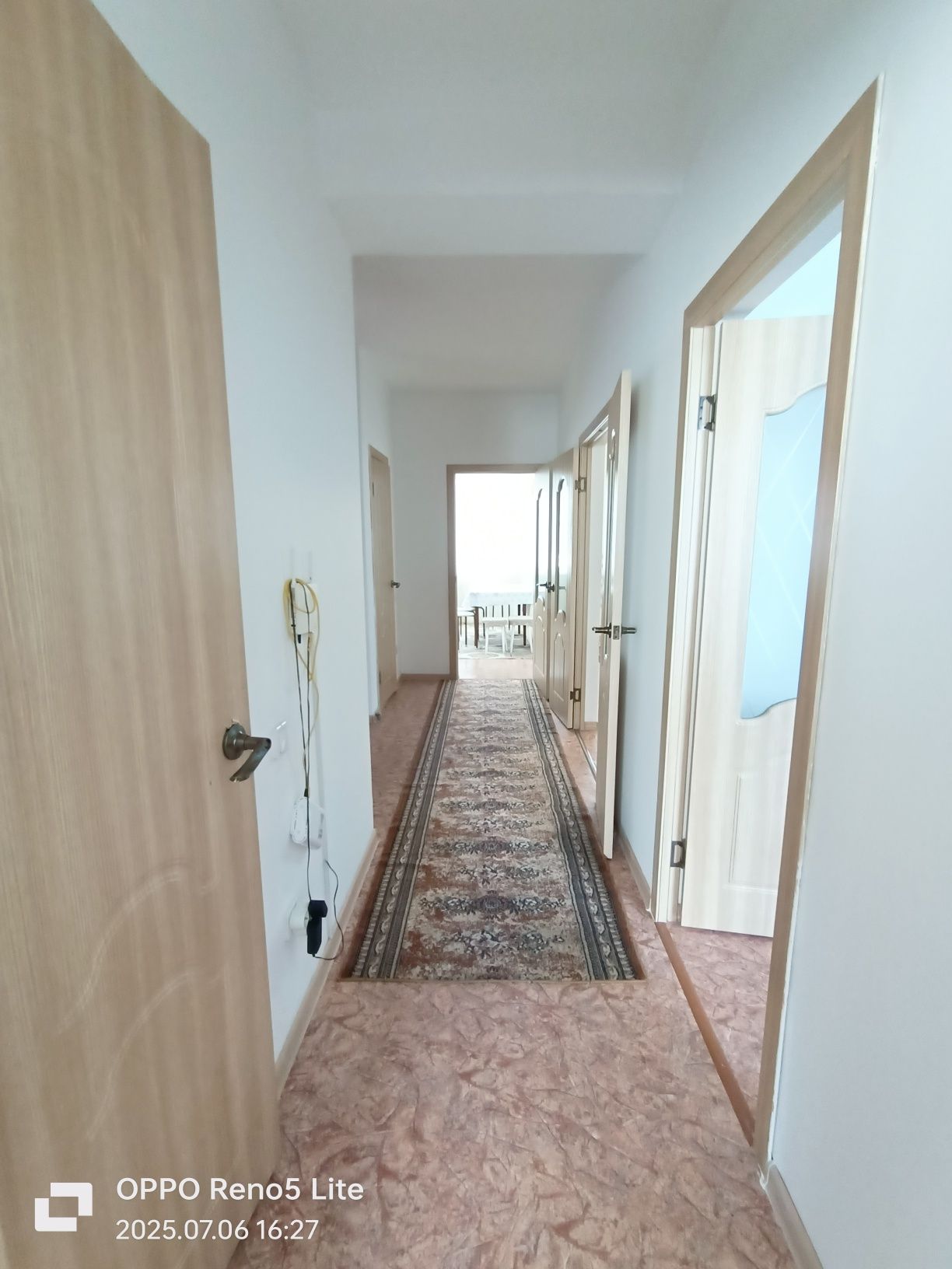 Сдам 3 х.кв. 3/5 эт. Батыс 2  дом.9/4