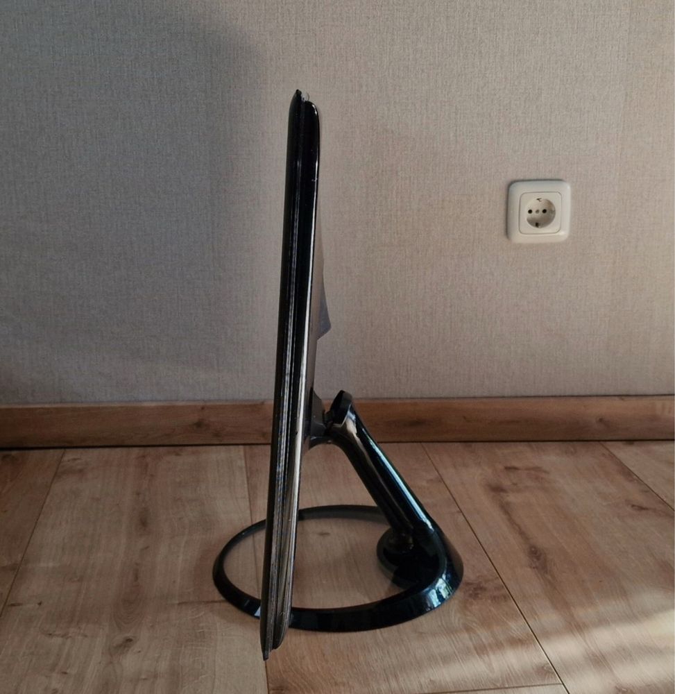 Монитор 27’ Samsung S27A550H