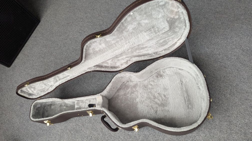 Жёсткий утеплённый футляр Ibanez для акустической гитары