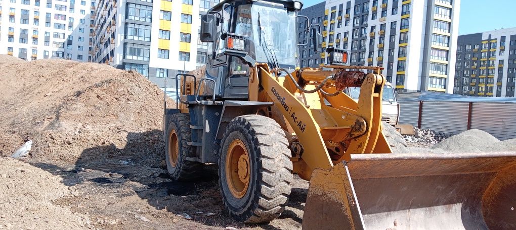 Продам фронтальный погрузчик lonking LG 833