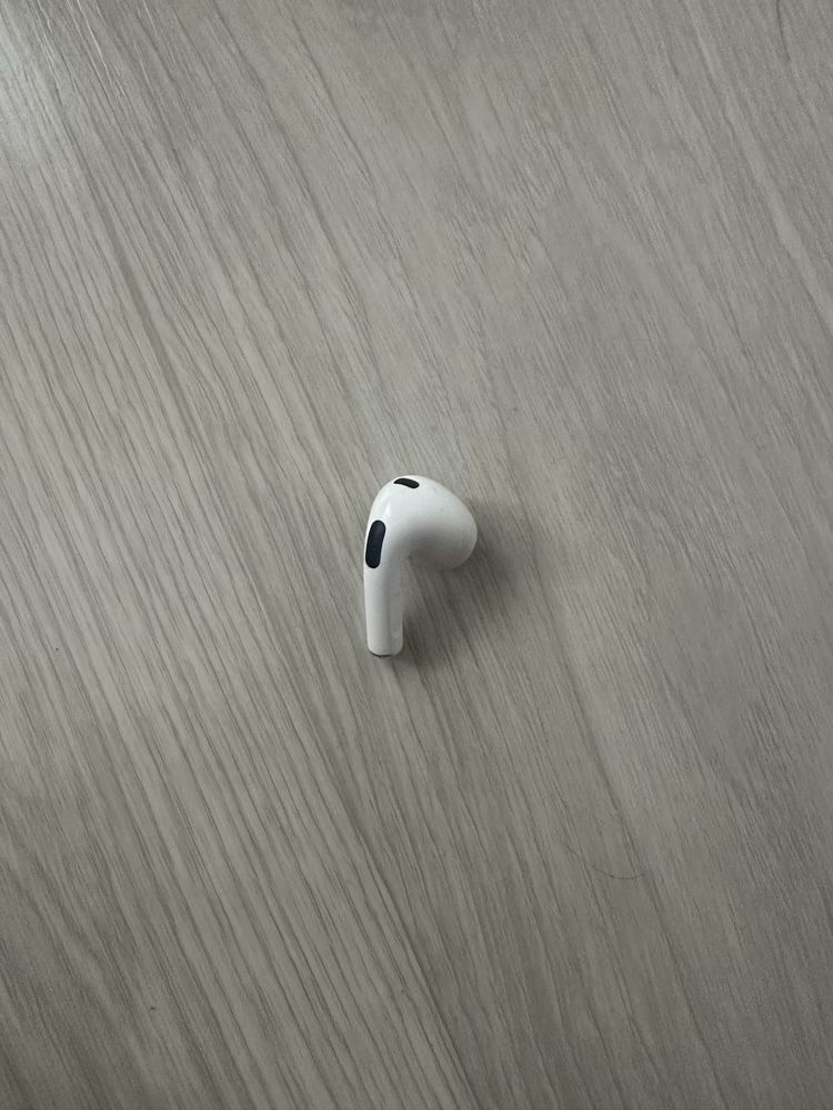 Правый наушник airpods 3 оригинал