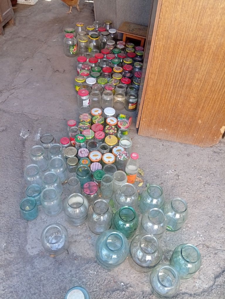 Банки 3х,2х,1 л., разные под крышку и закручивающиеся