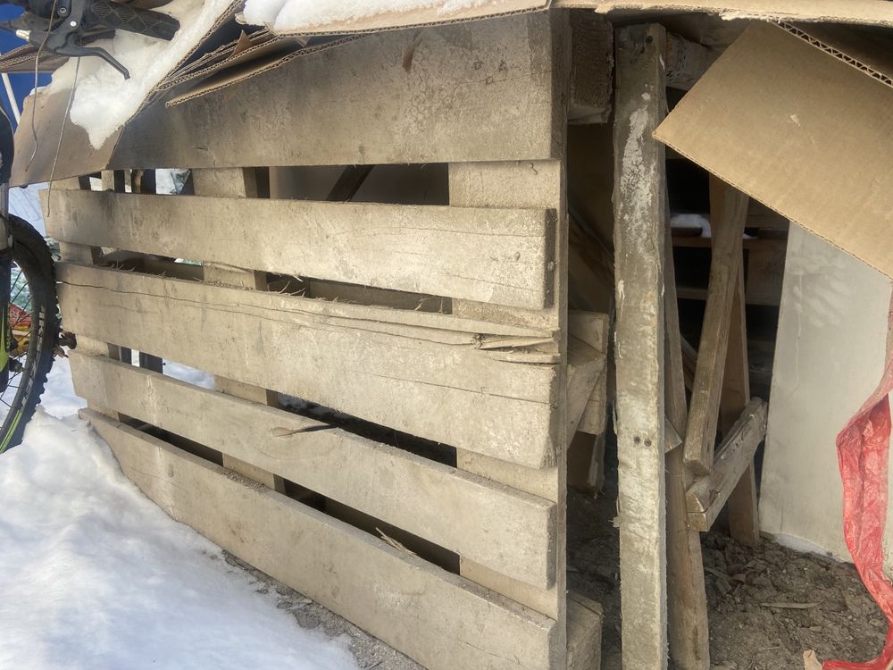Поддон продам срочно не новый не старый нормально почти новый