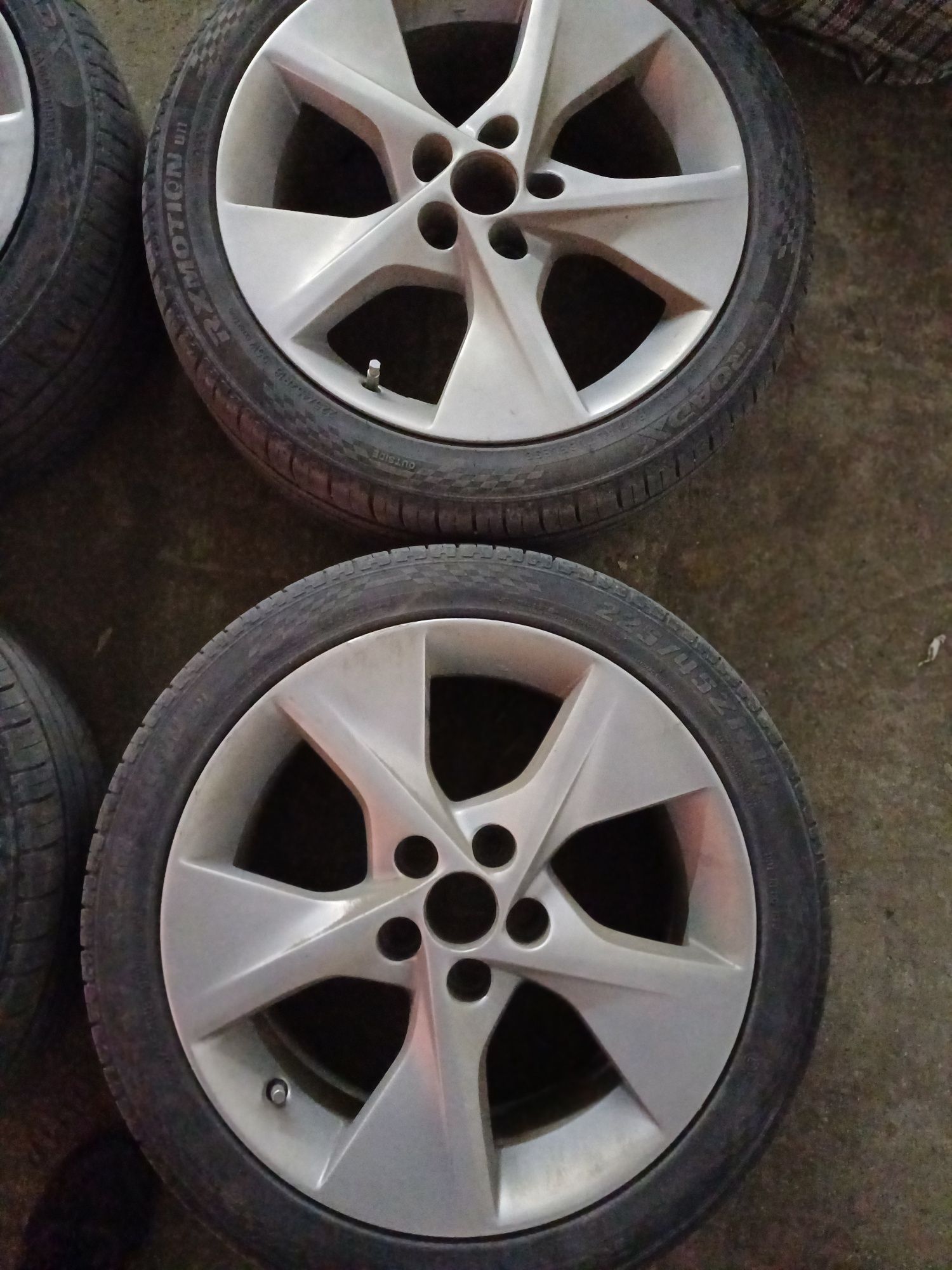 Продам оригинальные диски Toyota