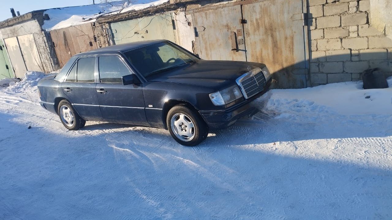 Продам машину мерс