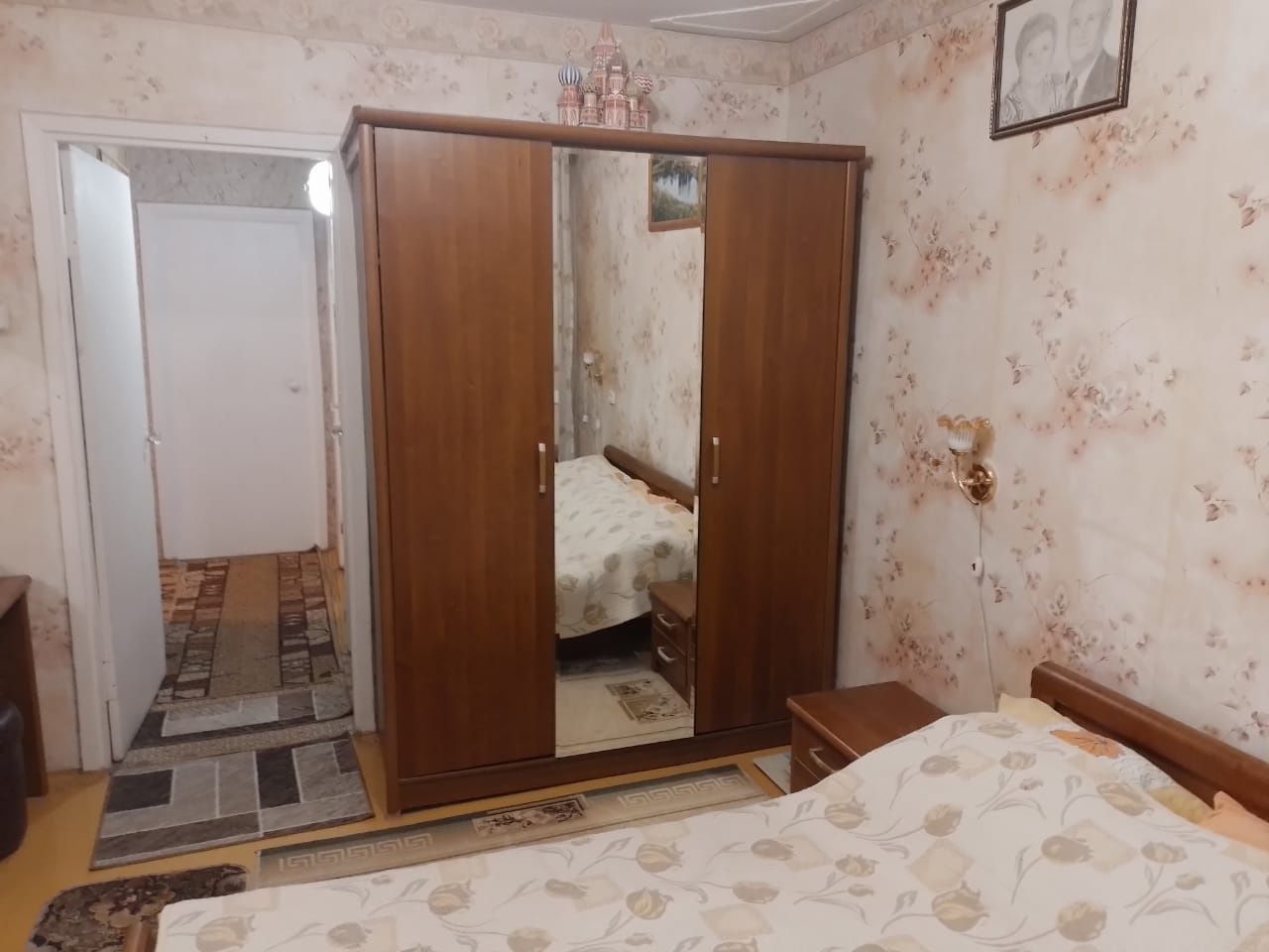 Продам 3-х комнатную квартиру по Назарбаева д.32