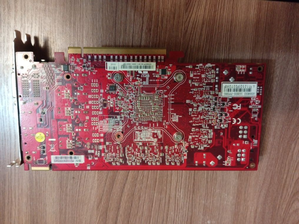 !!НЕ РАБОТАЕТ!! Видеокарта Radeon