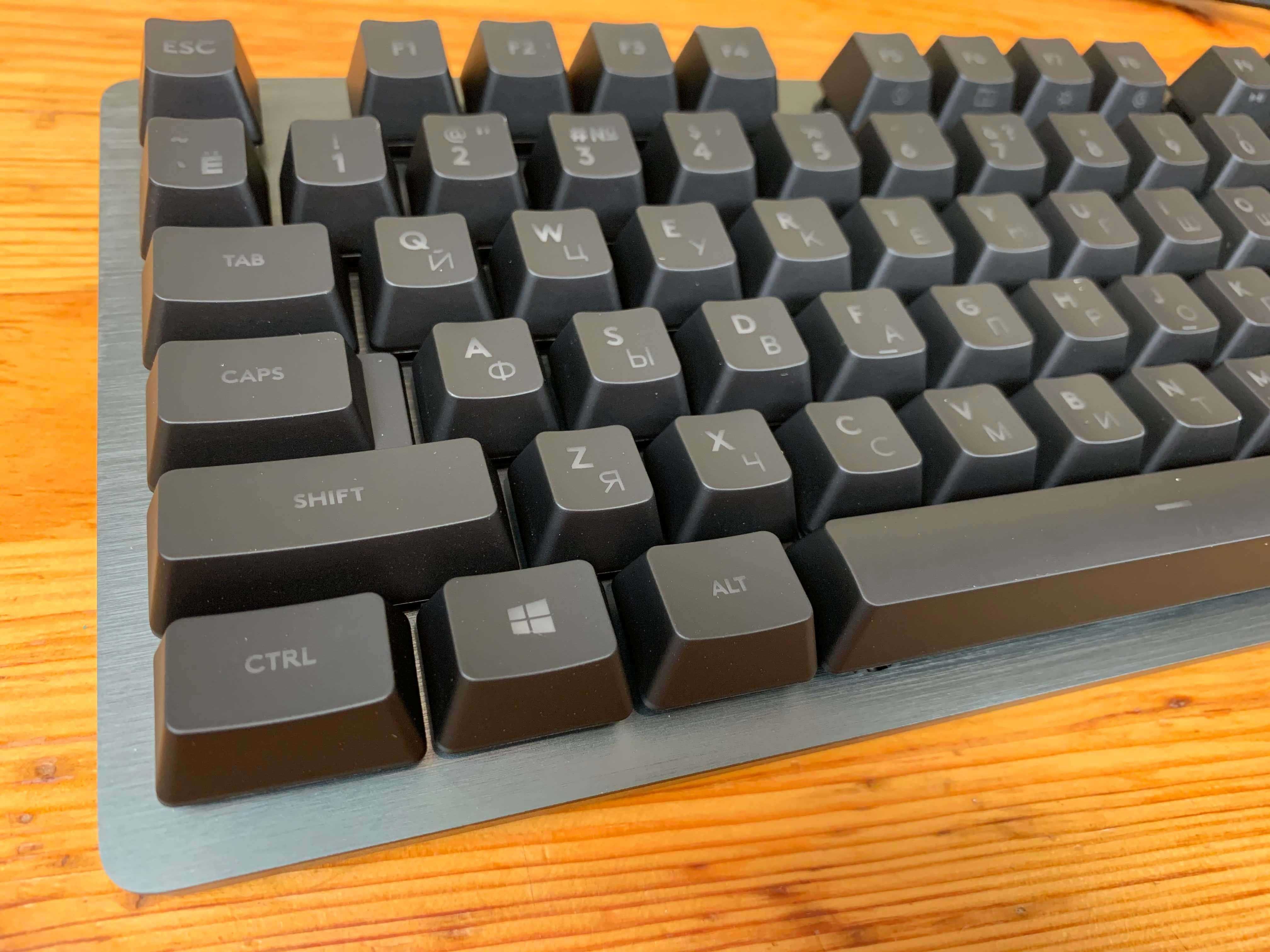 Игровая механическая клавиатура Logitech g512 carbon