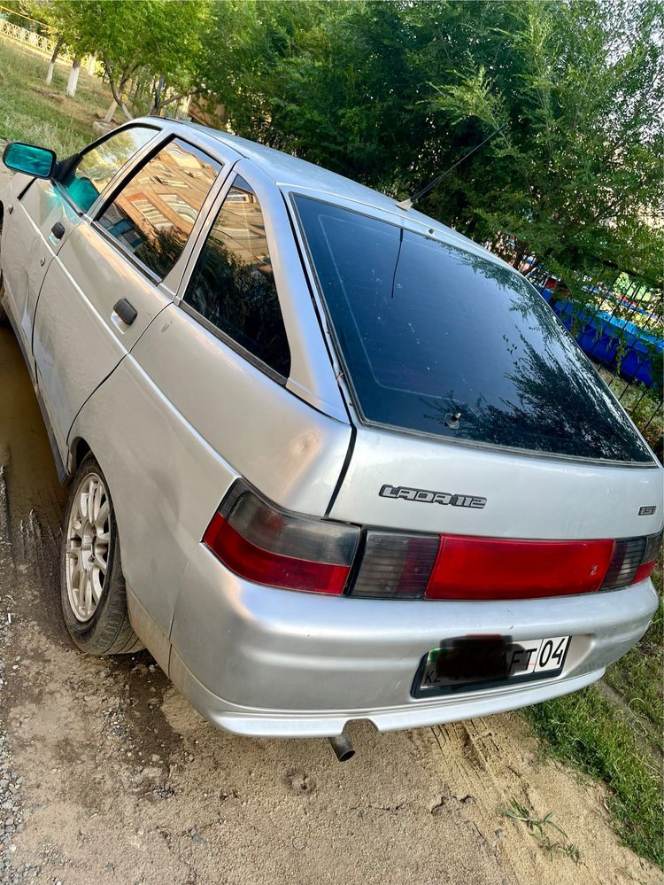 Продамм машину LADA
