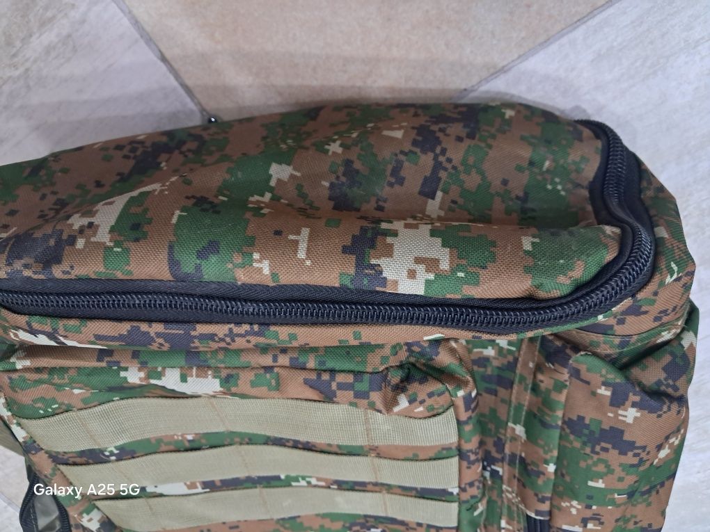 Рюкзак военный продам.