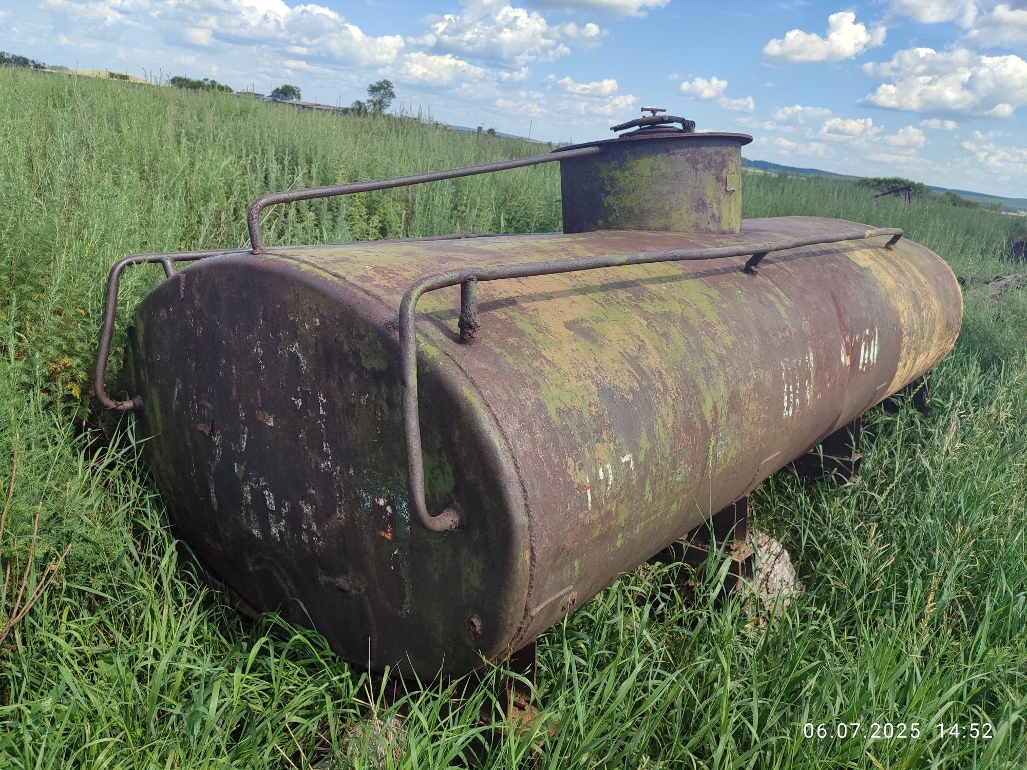 Продам топливную бочку
