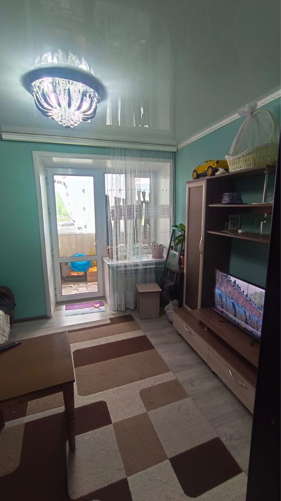 Продам 4 -х комнатную квартиру