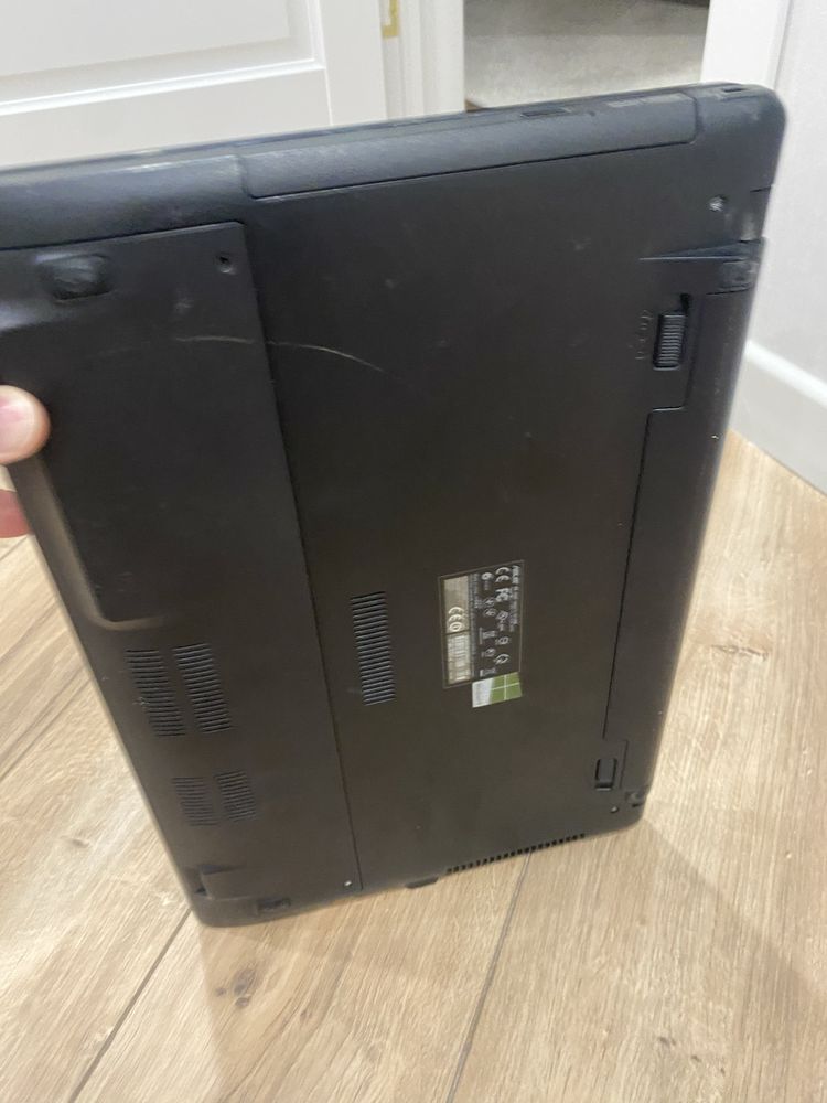 Ноутбук ASUS X552C