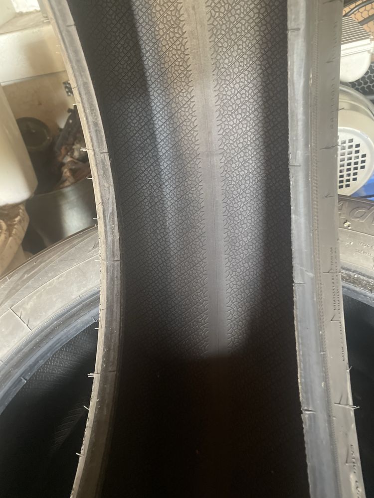 Продам 4 шины R18 225/60