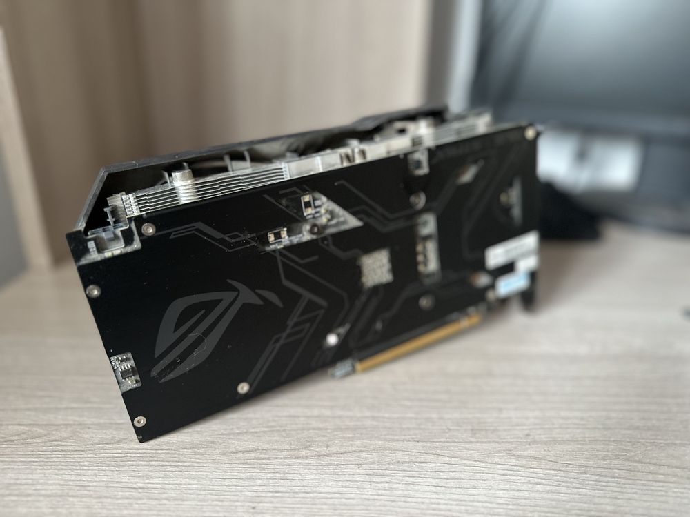 Продам ASUS GTX 1050 2Gb