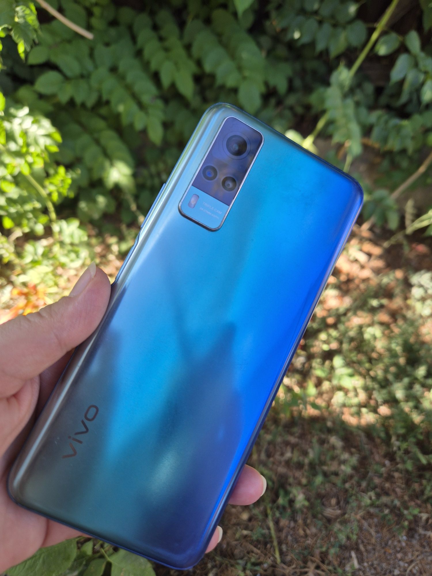 Телефон Vivo Y31