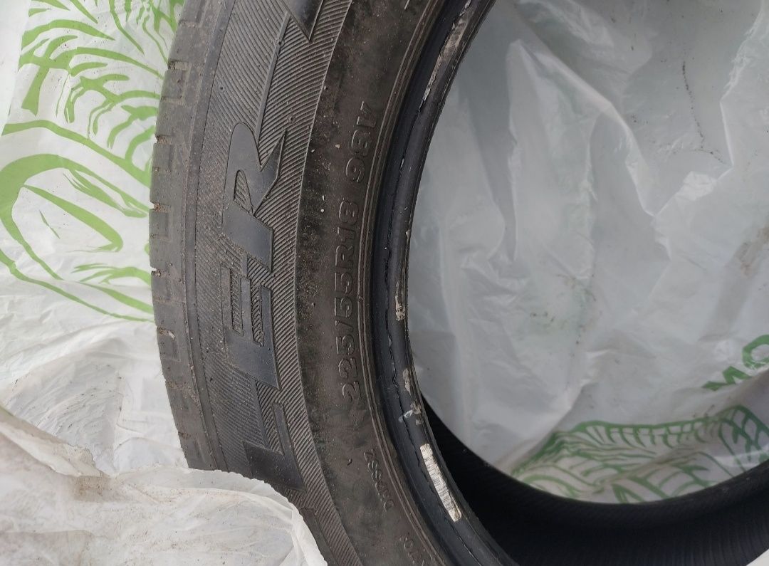 Bridgestone Dueler 225,55,18