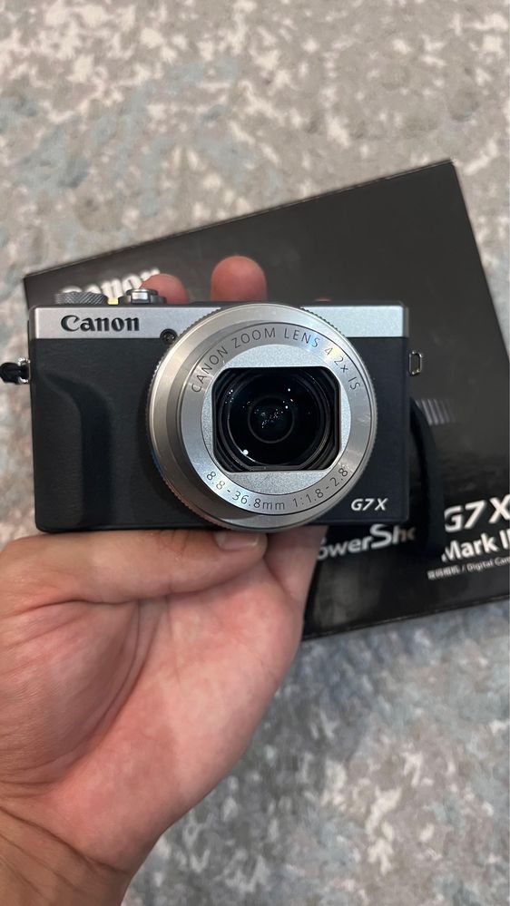 Canon G7X Mark 3