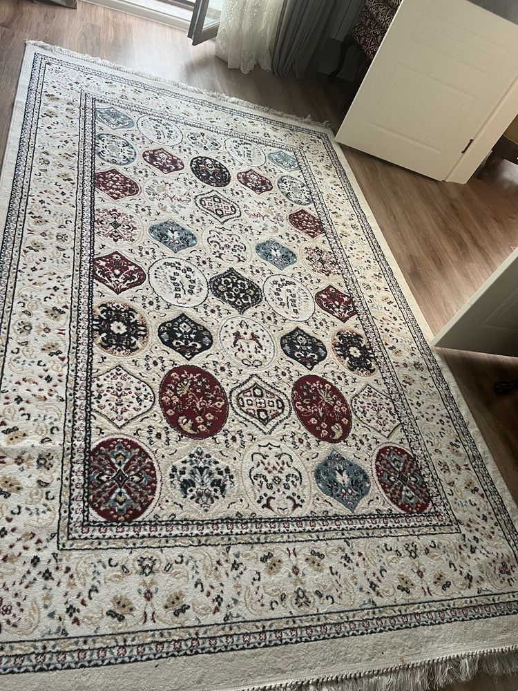 Ковры разные расцветки