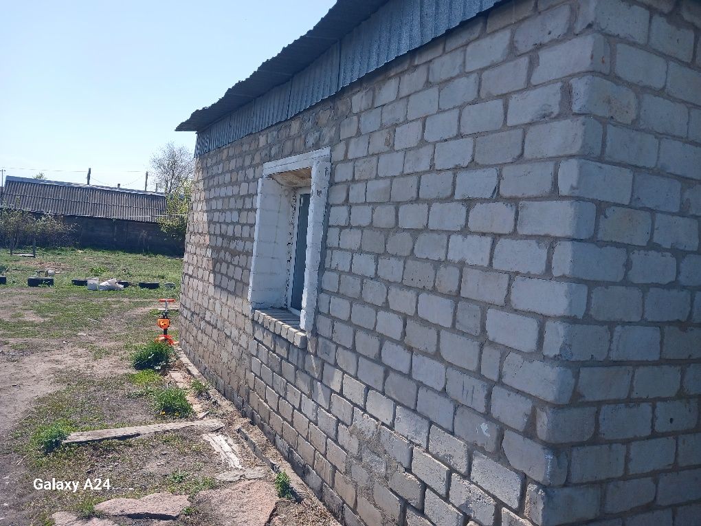 Продам дом, 55кв 6,5 соток, 2 комнаты, печное отопление, есть сарай