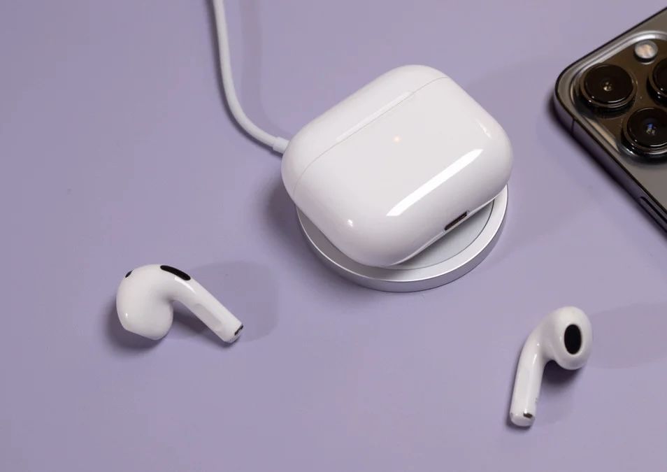 Airpods 3 только наушники (без кейса)