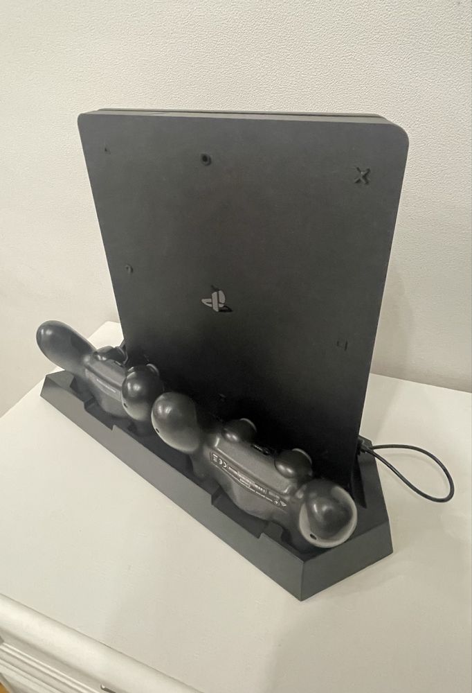 PlayStation 4 (1Tb)