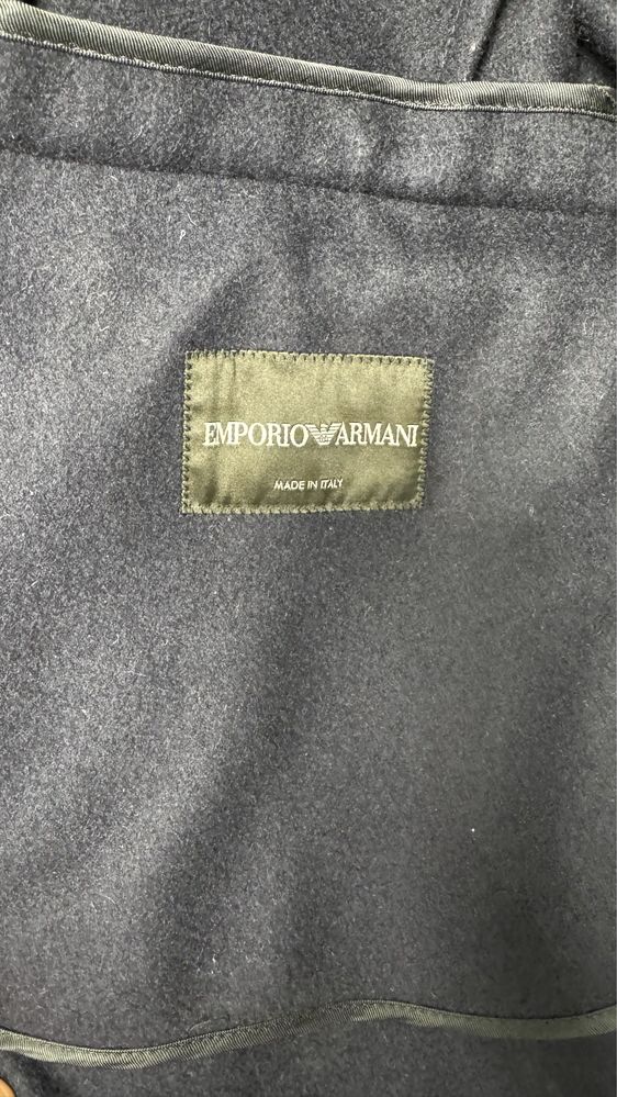 Эксклюзивное мужское пальто Emporio Armani