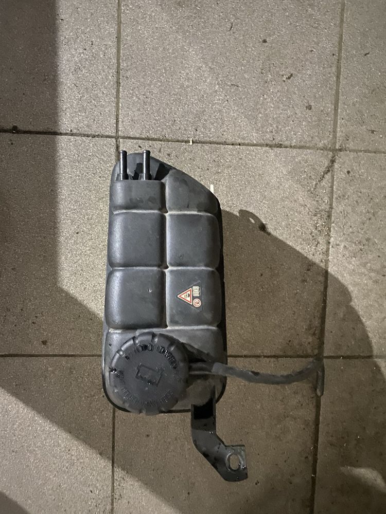 G 463 мерседес запчасти на Гелендваген .