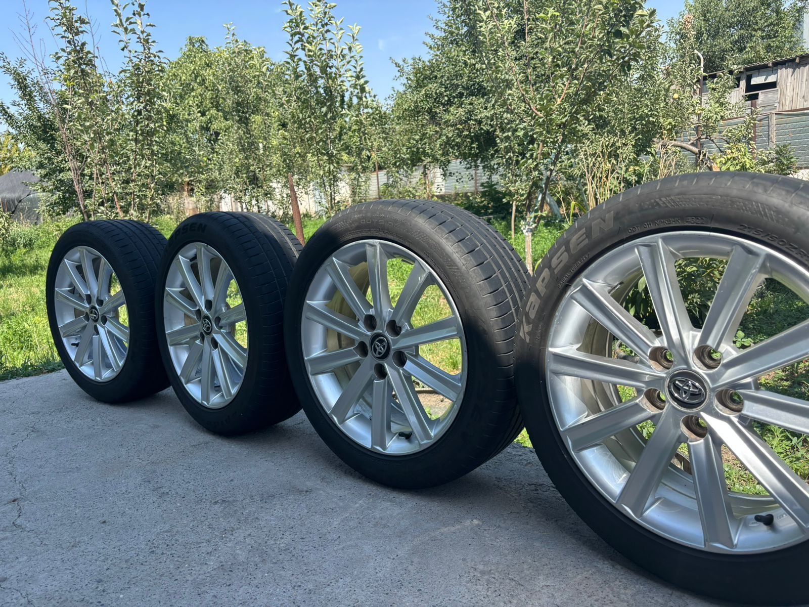 Летние шины с дисками R17 215x50 KARSEN