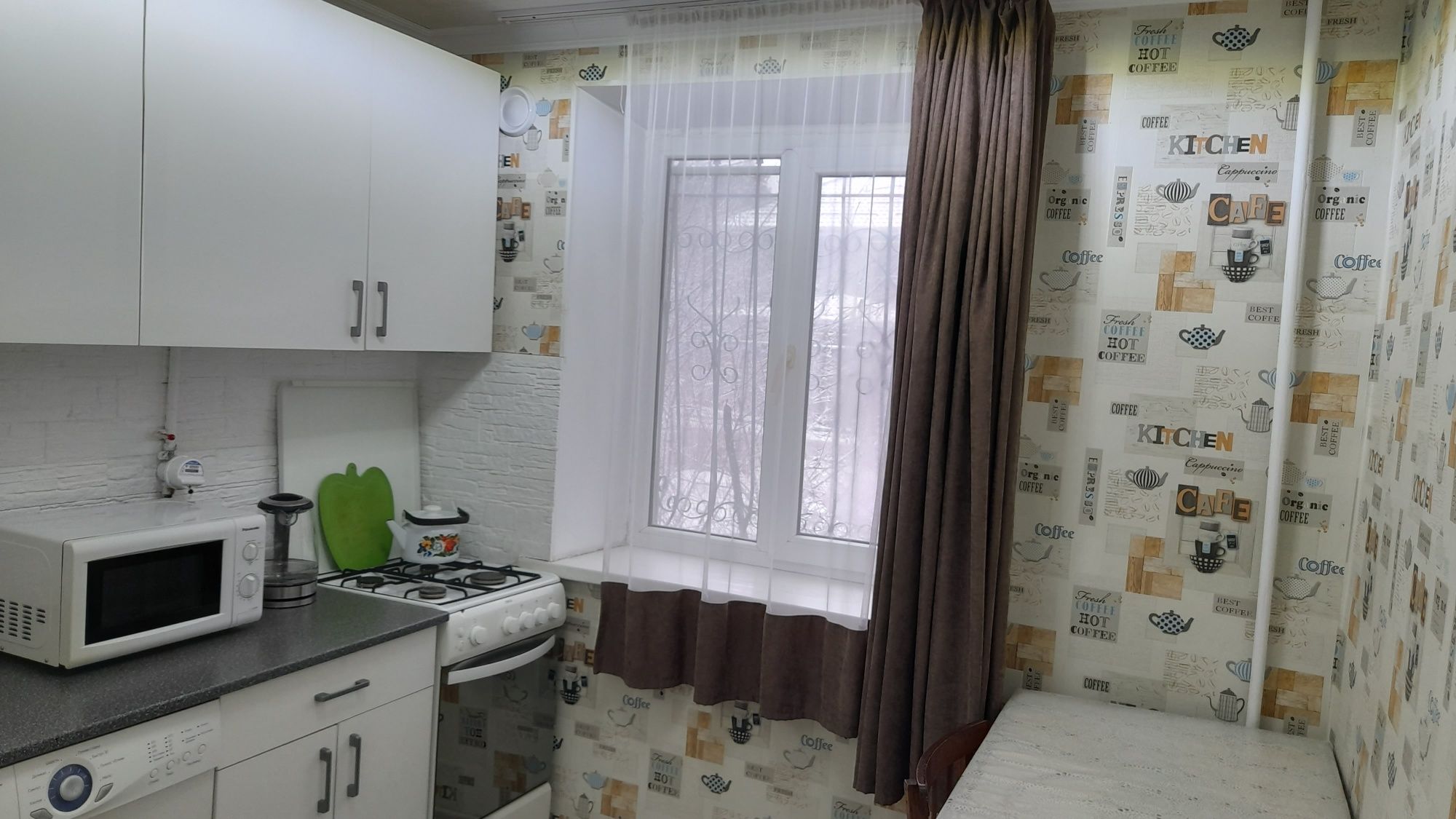 По суточно Отеген Батыр, Лукина 13