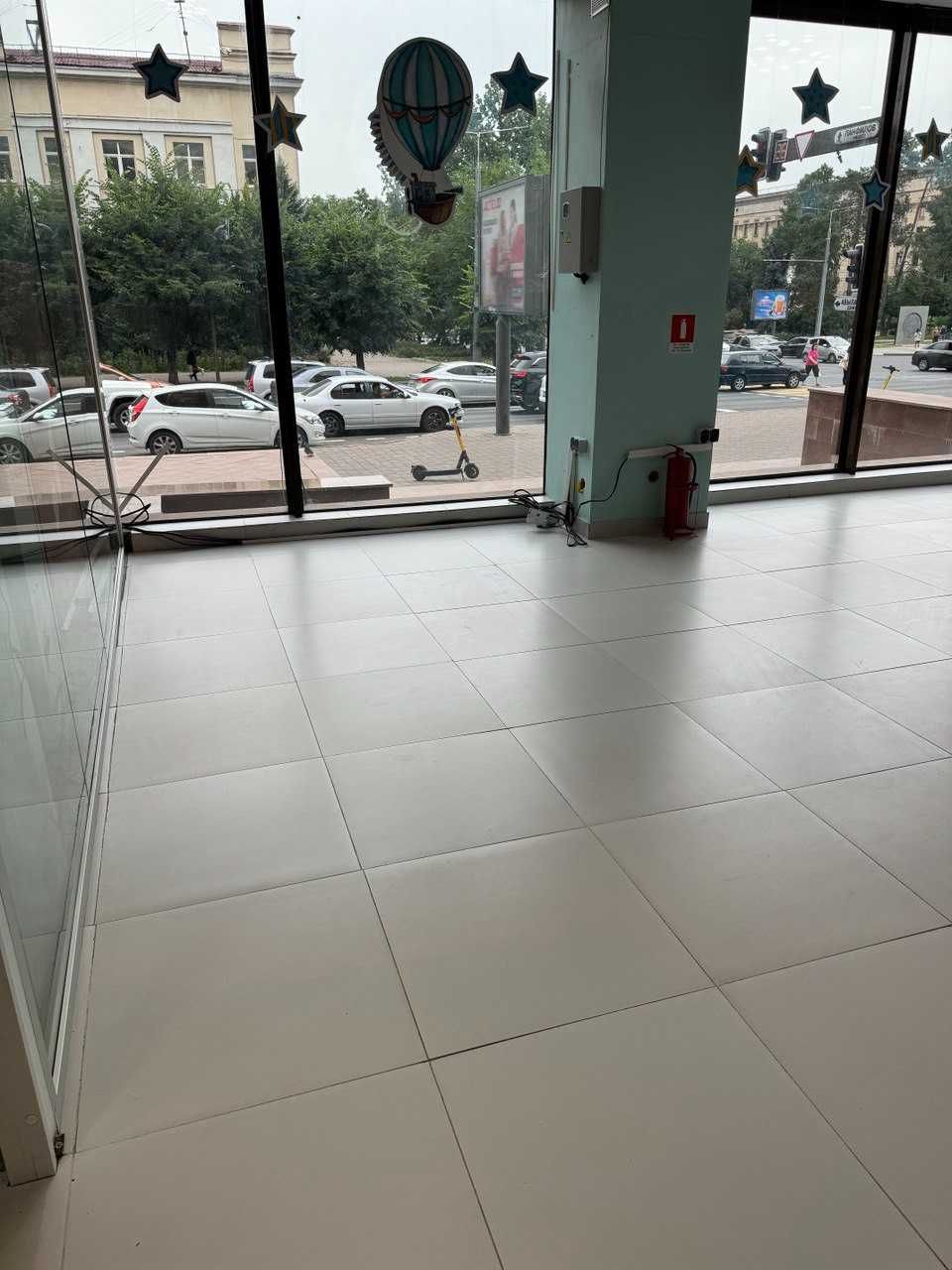 Аренда бутика в Алматы. Толе би 70 Детский мир