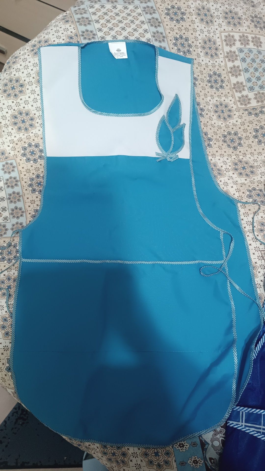 Продам фартук новый